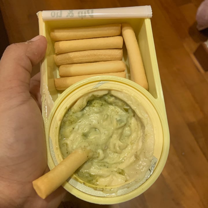 review photo of Mezete Hummus With Herbs Dip And Go shared by @spatika12 on 02 Dec 2020 - review