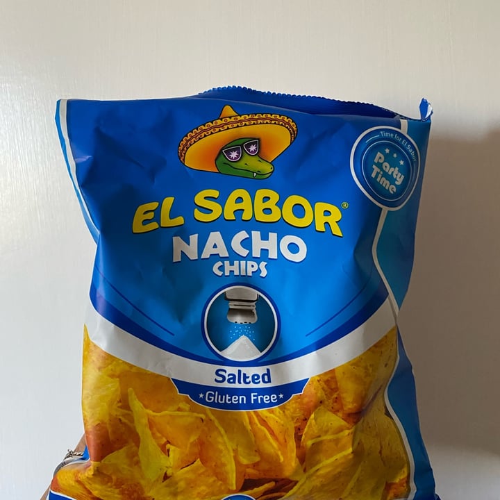 photo of El Sabor Nacho chips salted shared by @ludovive on  06 Jun 2022 - review