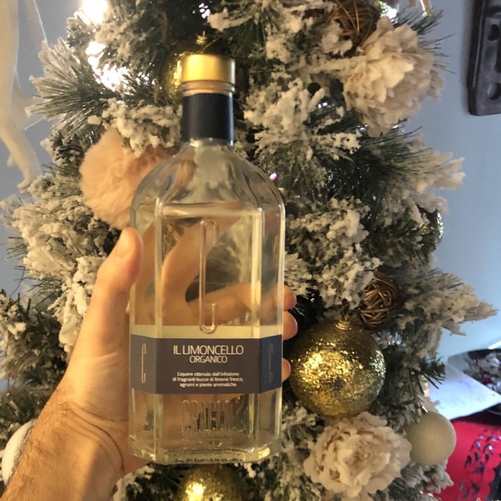 photo of Cracco Il limoncello organico shared by @mutande3 on  31 Dec 2021 - review