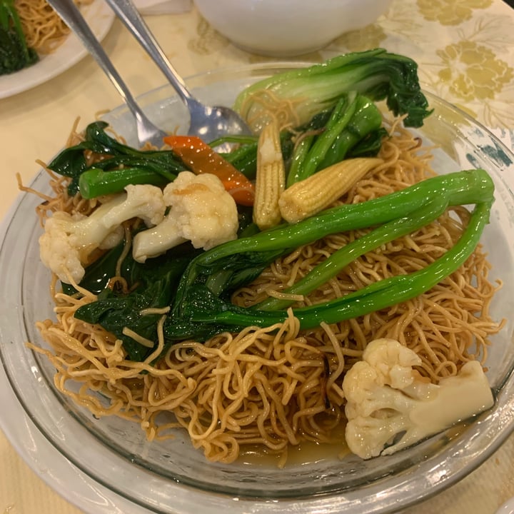 photo of Po Kong Vegetarian Restaurant pan fried noodle with vegetables (veggie chow mein) shared by @vjaymama on  30 Sep 2022 - review