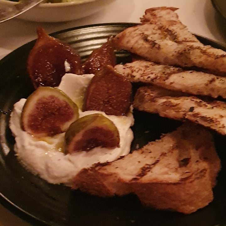 photo of Crossroads Kitchen Figs & Feta shared by @paniwilson on  20 Nov 2021 - review