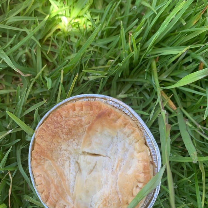 review photo of Lovett’s bakery Chicken pot pie shared by @judymiddup on 15 Nov 2020 - review