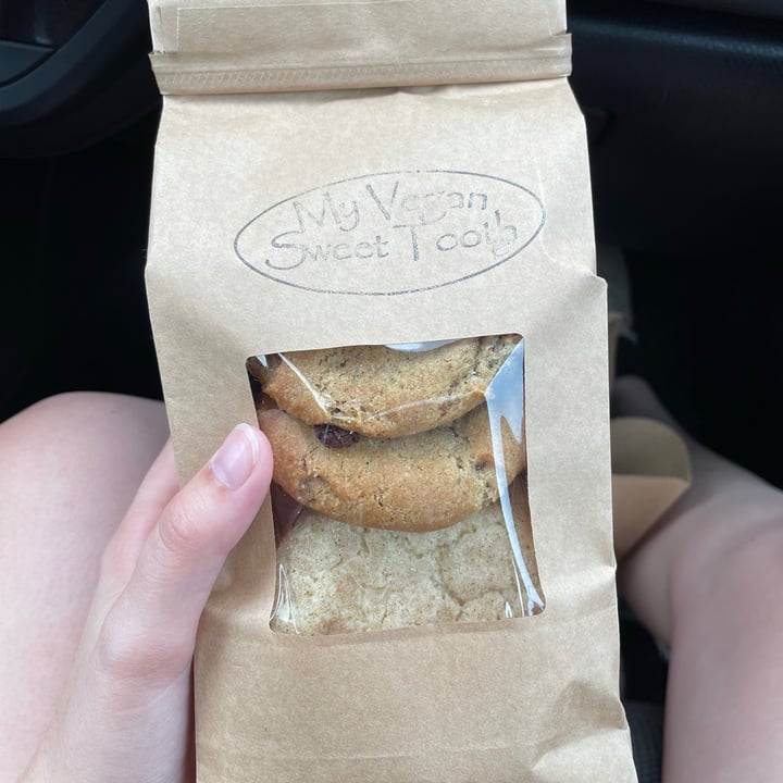 photo of My Vegan Sweet Tooth Chocolate cookie shared by @bmusik on  21 Aug 2021 - review