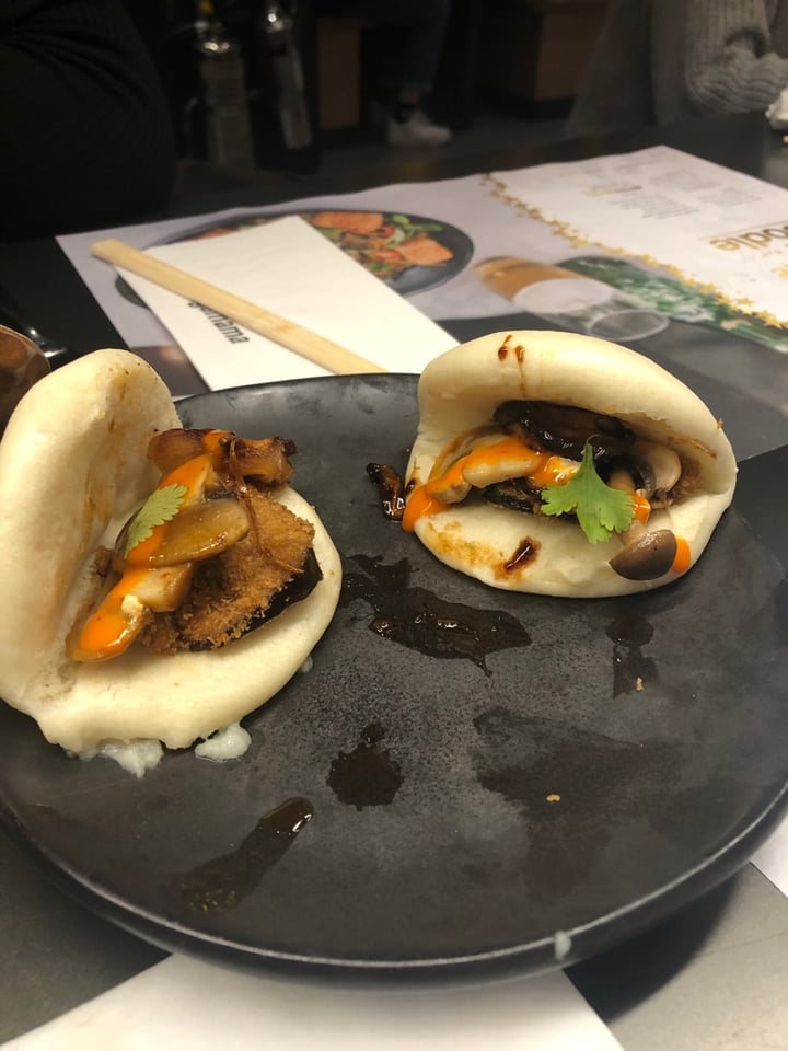 photo of Wagamama Mixed Mushroom Hirata Buns shared by @beckyallott on  03 Jan 2020 - review