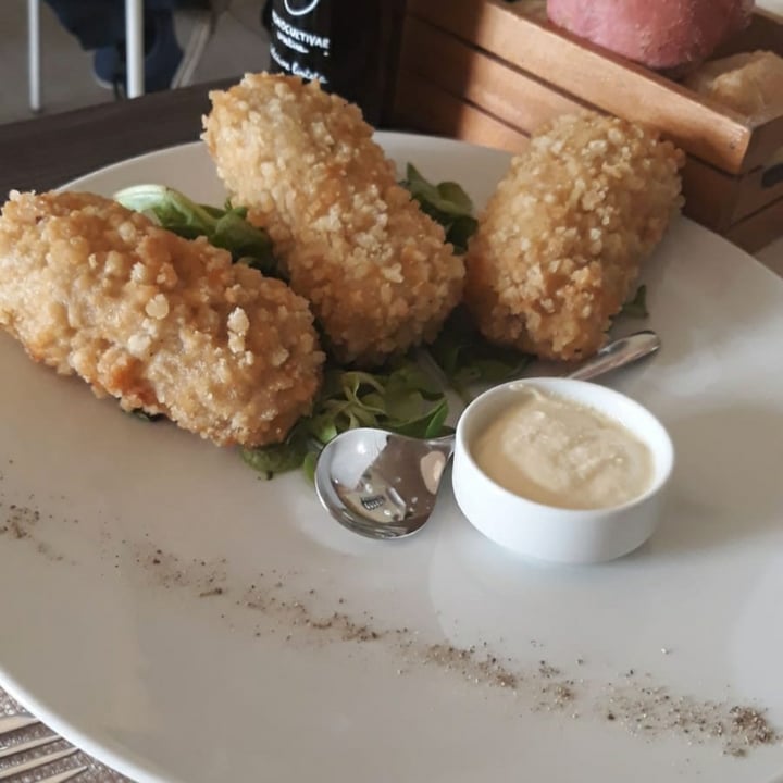 review photo of Pesto di Pistacchio Antipasti shared by @alotlikejess on 28 Nov 2021 - review