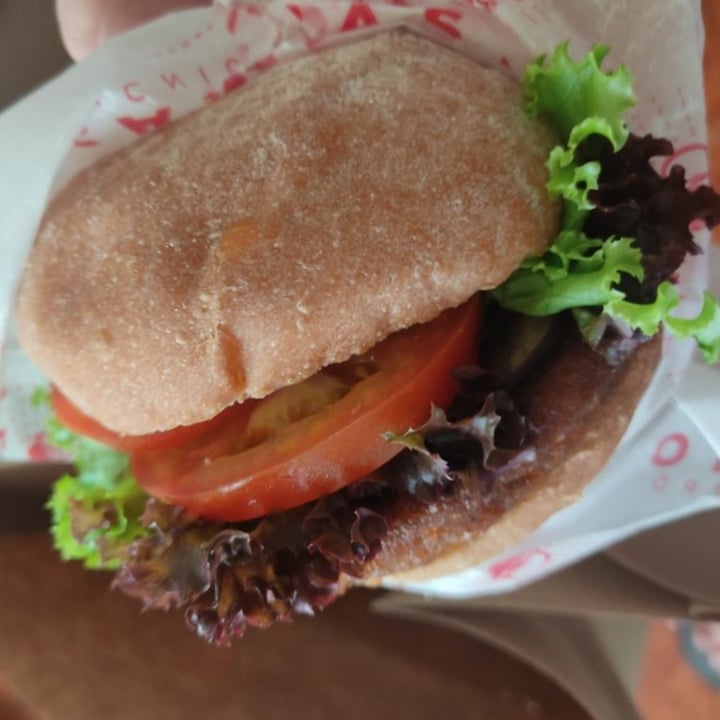 photo of Canasto Picnic Bistrò Hamburguesa VEGANBURGUER shared by @angrouses on  16 May 2021 - review