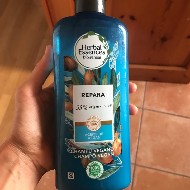 photo of Herbal Essences Vegan Shampoo Argan Oil  shared by @silviaps on  02 Sep 2022 - review