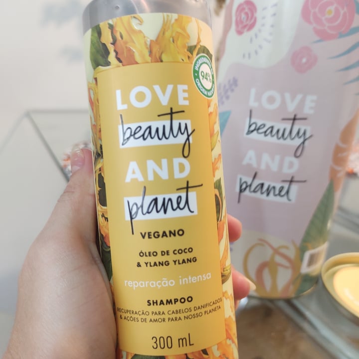 review photo of Love Beauty and Planet Sulfato Free Shampoo Coconut Water & Mimosa Flower shared by @prilimacv on 28 Sep 2022 - review