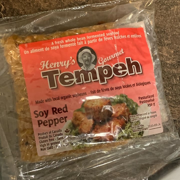 photo of Henry's Gourmet Tempeh Soy Red pepper tempeh shared by @jessicagarofalo on  06 May 2020 - review