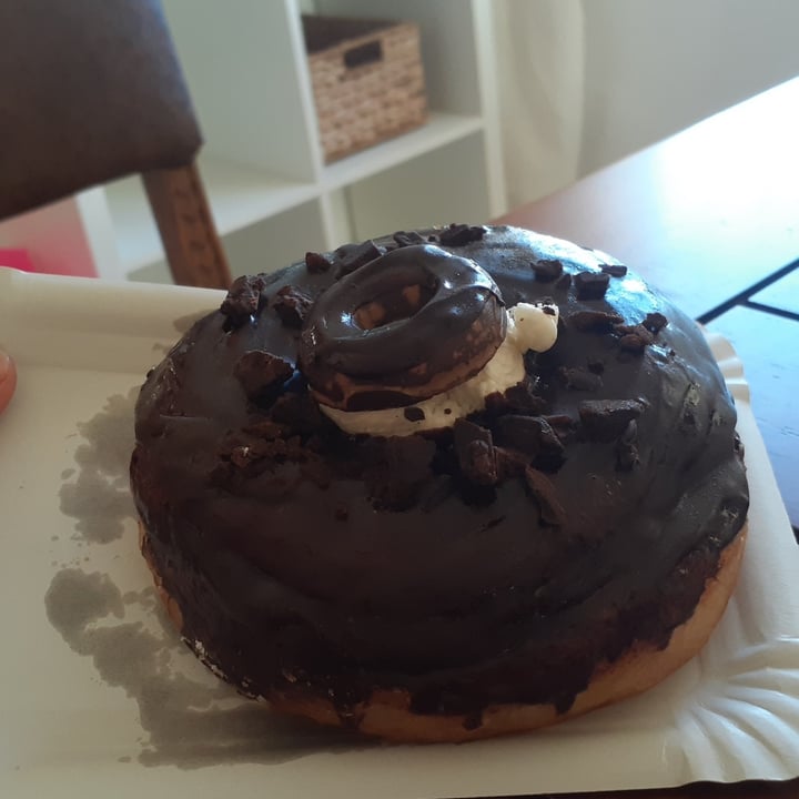 photo of Vegabonty Donut De Chocolate Con Coco shared by @nicoleroostee on  08 Sep 2021 - review