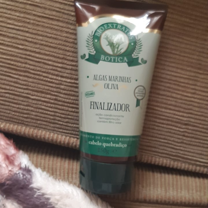 review photo of Bio Extratus Finalizador De Cachos shared by @papade22 on 05 Sep 2022 - review