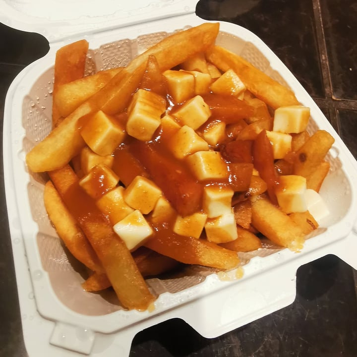 photo of Veganarie - Resto Végan Poutine shared by @nancytigress on  11 Dec 2022 - review