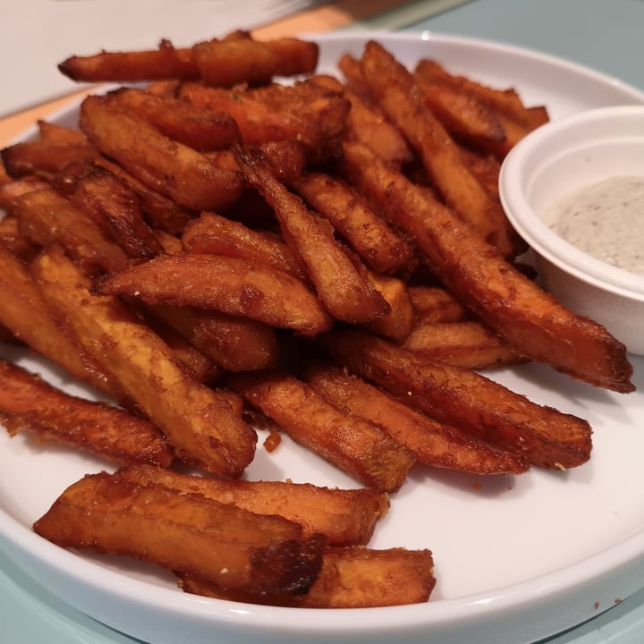 photo of Green Common Singapore Sweet Potato Fries shared by @raffymabanag on  06 Feb 2021 - review