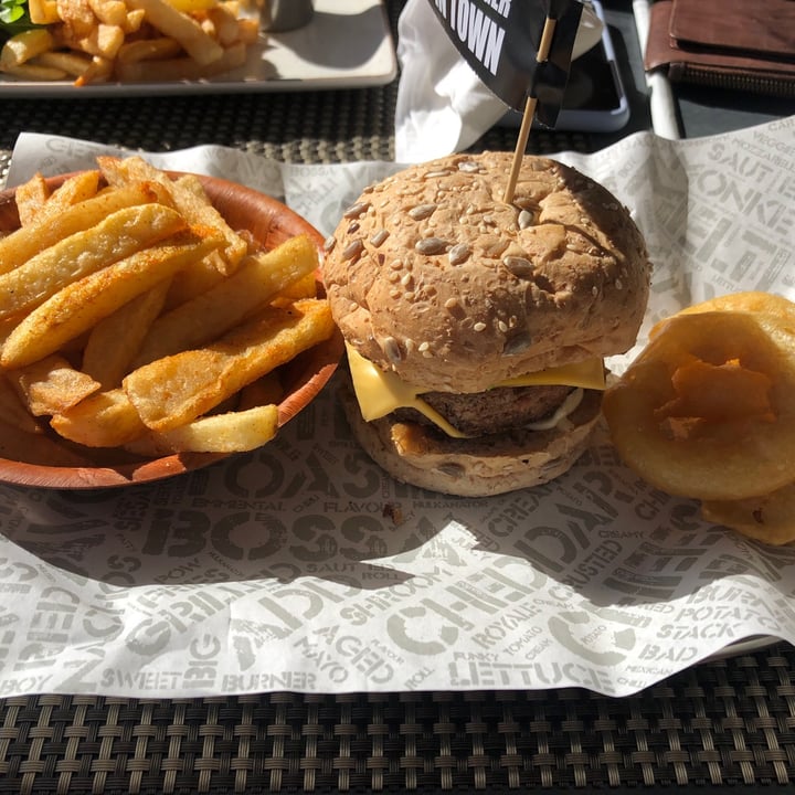 photo of Bossa Woodbridge Island Beyond Burger shared by @tazzwaite on  25 Aug 2020 - review