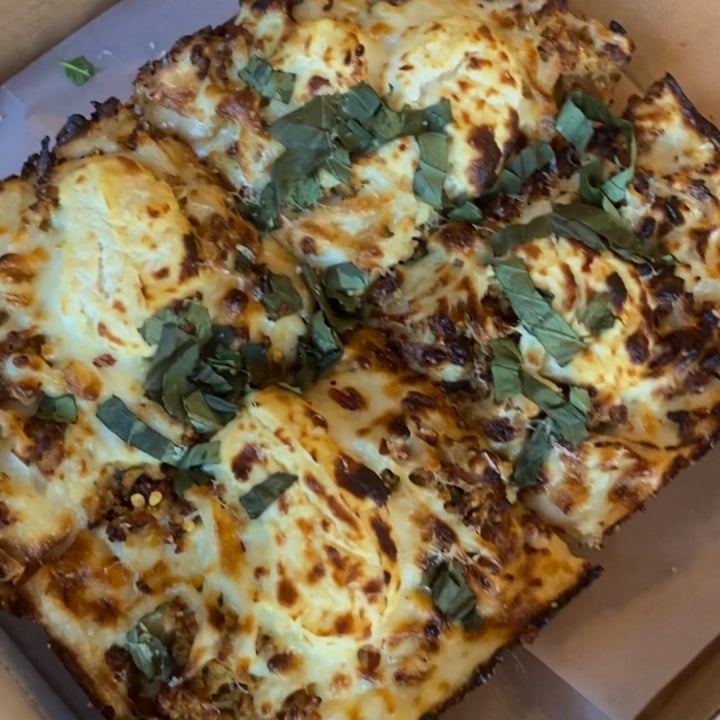 photo of Boxcar Pizza Bianca Pizza shared by @julianavoss on  18 Oct 2022 - review
