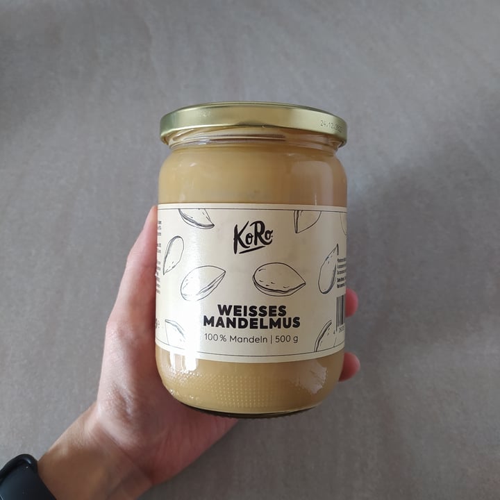 review photo of Koro Crema di mandorle chiare shared by @chiarab97 on 12 Apr 2022 - review