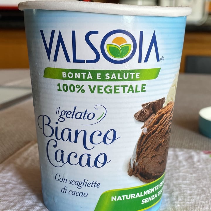 photo of Valsoia Gelato Bianco Cacao shared by @donarusti on  20 Jun 2022 - review