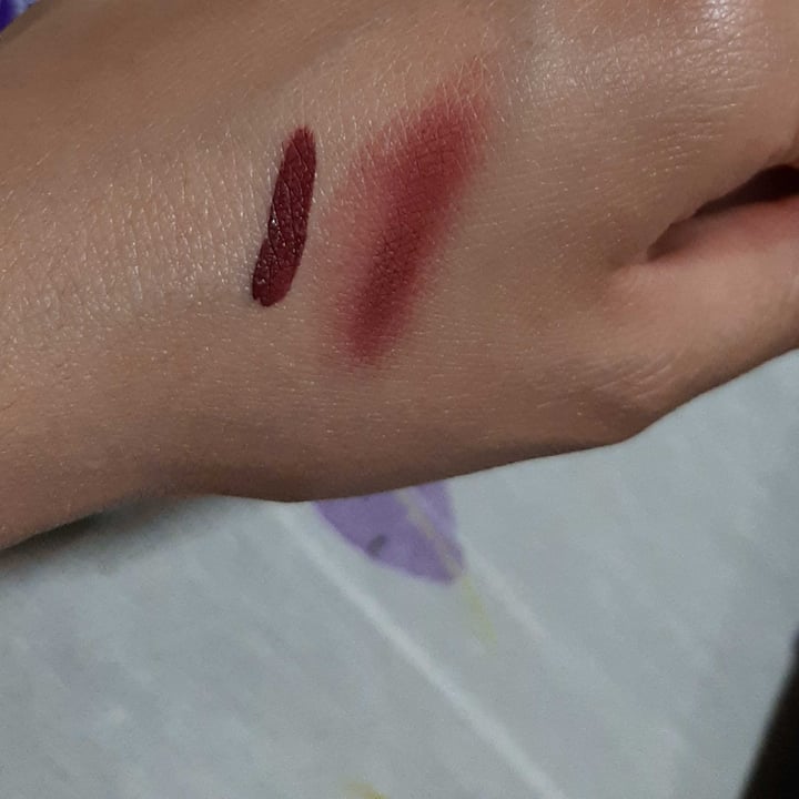 photo of Huda Beauty Liquid lipstick shared by @personne54 on  25 Apr 2022 - review