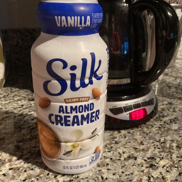 photo of Silk Almond vanilla creamer shared by @tricia74 on  19 Aug 2021 - review