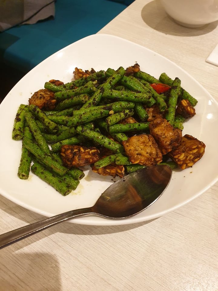 photo of Whole Earth Long Beans with Tempeh shared by @vikasismyhero on  25 Sep 2019 - review
