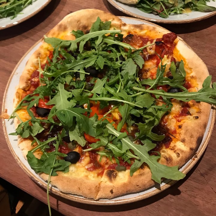 review photo of Grounded Redfield Red rocket pizza shared by @robynmansir on 26 Aug 2020 - review