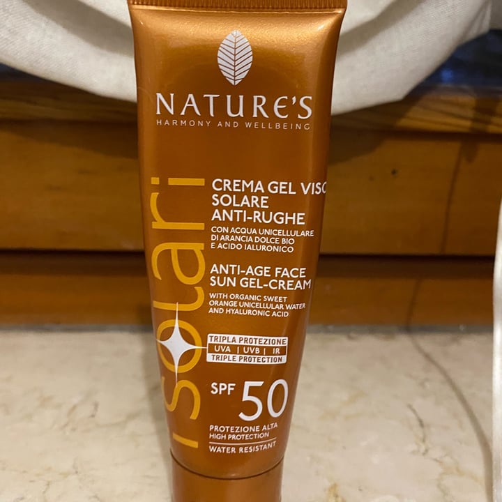 photo of Nature's Crema solare 50 shared by @cadcad88 on  05 Apr 2022 - review