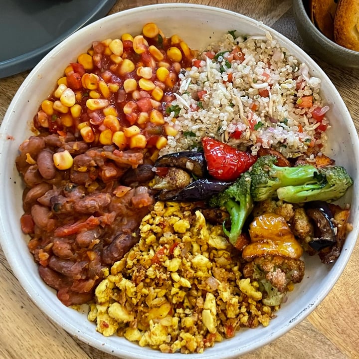 photo of Nourish by Avata buddha bowl shared by @archvdrin on  26 Jun 2022 - review