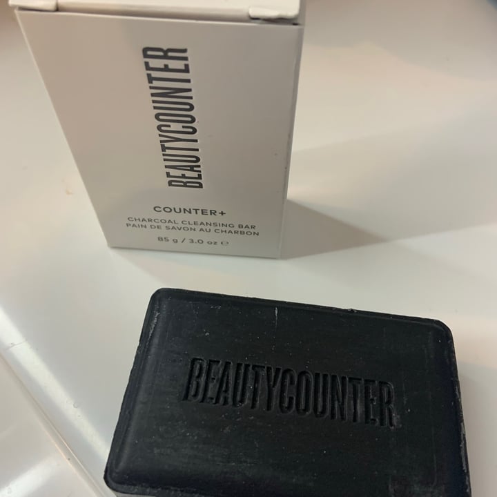 photo of Beautycounter Charcoal Cleansing Bar shared by @ilanafontes on  31 Aug 2021 - review
