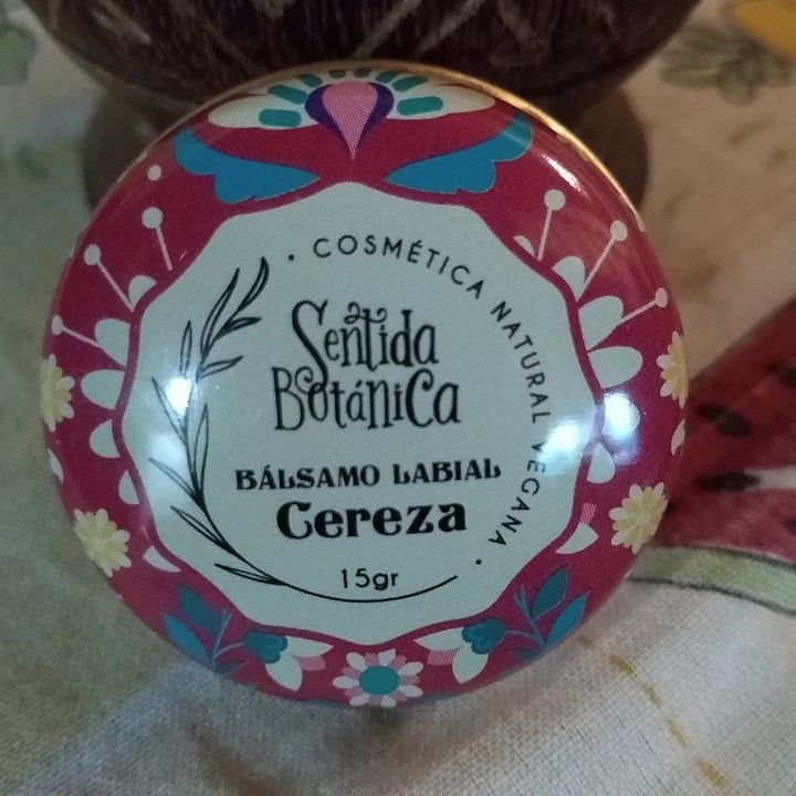 photo of Sentida Botánica Balsamo Labial De Cereza shared by @magalisilvero on  06 Mar 2022 - review