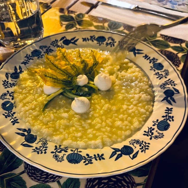 photo of Sementis Risotto al limone con zucchine shared by @federicapraderio on  26 Aug 2022 - review