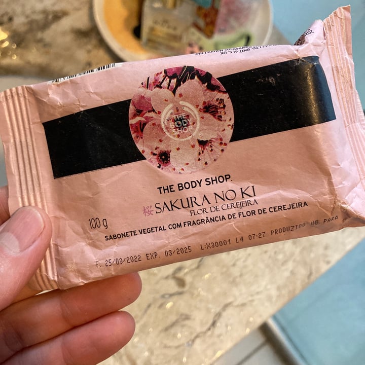 review photo of The Body Shop Sakura No Ki soap shared by @luisgranado on 09 Sep 2022 - review