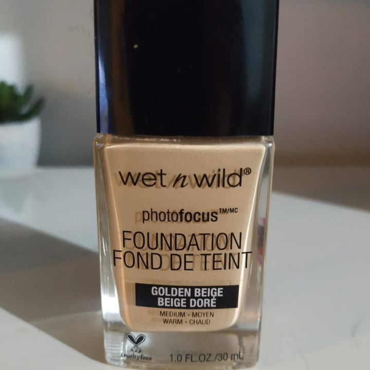 photo of Wet n Wild Beauty Photofocus Foundation Amber Beige shared by @erikayuliana on  08 Jun 2020 - review