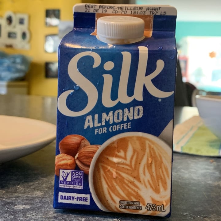 photo of Silk Almond Creamer Hazelnut shared by @mildredtheminipig on  08 Nov 2021 - review