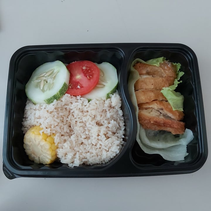 photo of North South East West Fusion Vegetarian Cuisine Hainan Roast Chicken Rice shared by @redbeanz on  17 Mar 2021 - review