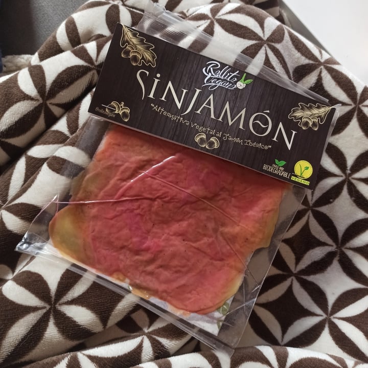 photo of Rollito Vegano Sin jamón shared by @srtamatthews on  28 Feb 2022 - review