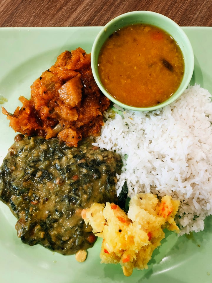 photo of Flavours @ UTown (Foodclique) Indian Stall - Vegetarian Rice Set shared by @consciouscookieee on  27 Dec 2019 - review