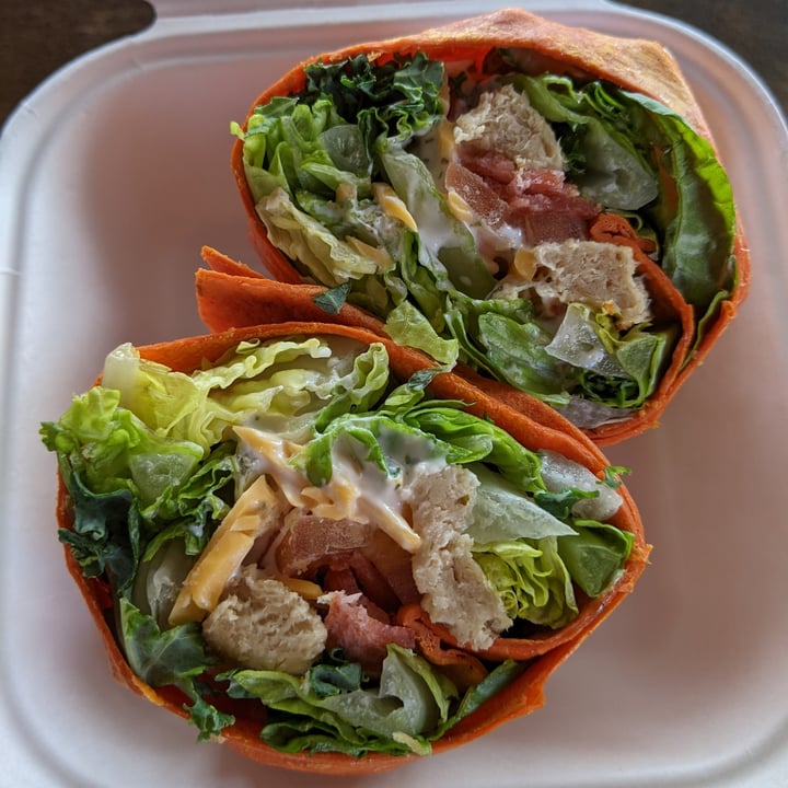 photo of Project Pollo Chicken Club Wrap shared by @caseyveganforlife on  19 Apr 2022 - review