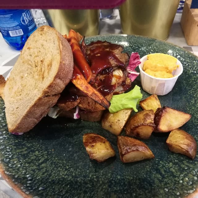 Photo of the dish “BBQ SEITAN SANDWICH”