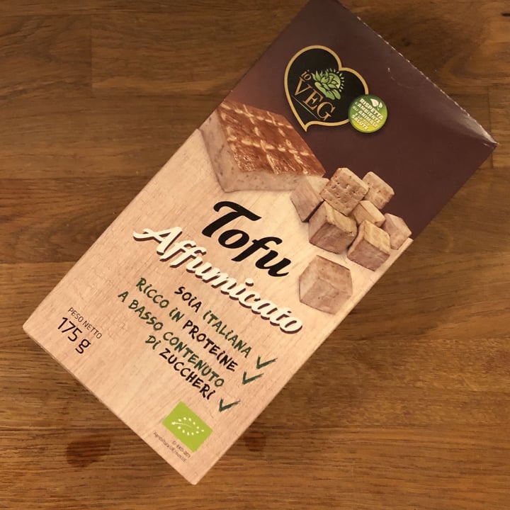 review photo of ioVEG Tofu Affumicato shared by @emmeerreti on 13 Oct 2022 - review
