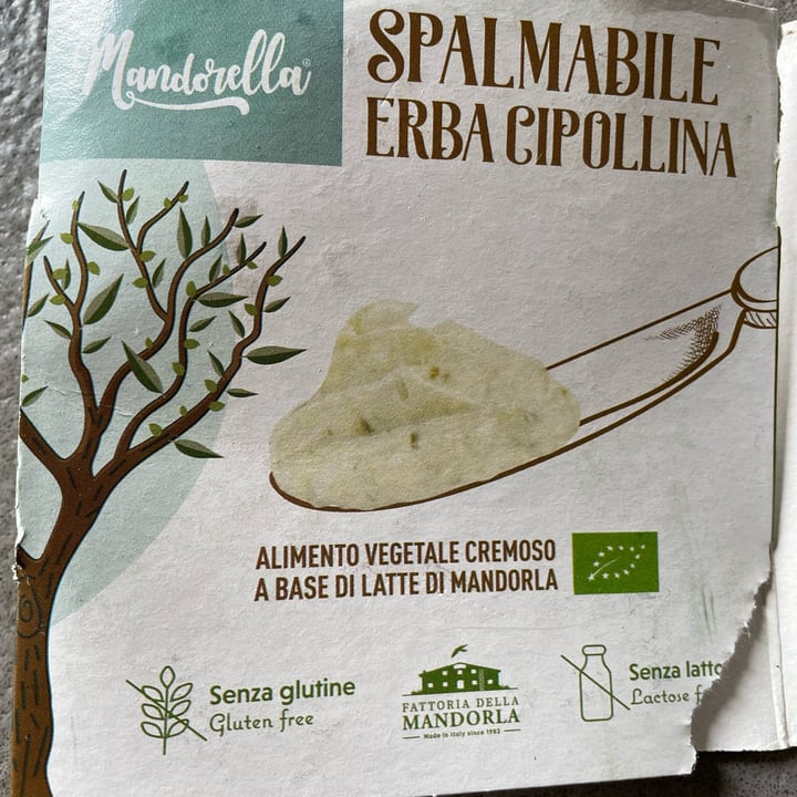 review photo of Mandorella Spalmabile Erba Cipollina shared by @laura842 on 07 May 2022 - review