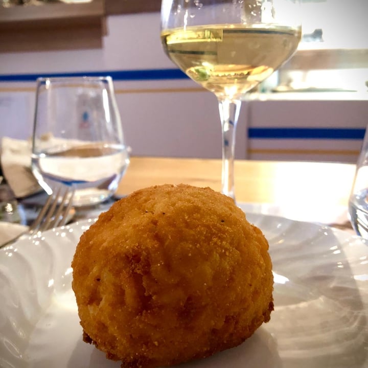 photo of Fonderia Gastro Bistrot Arancina vegan shared by @wandavetveg on  24 Feb 2022 - review