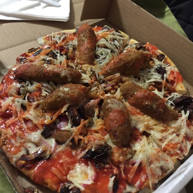 Photo of the dish “Stranger wings pizza”