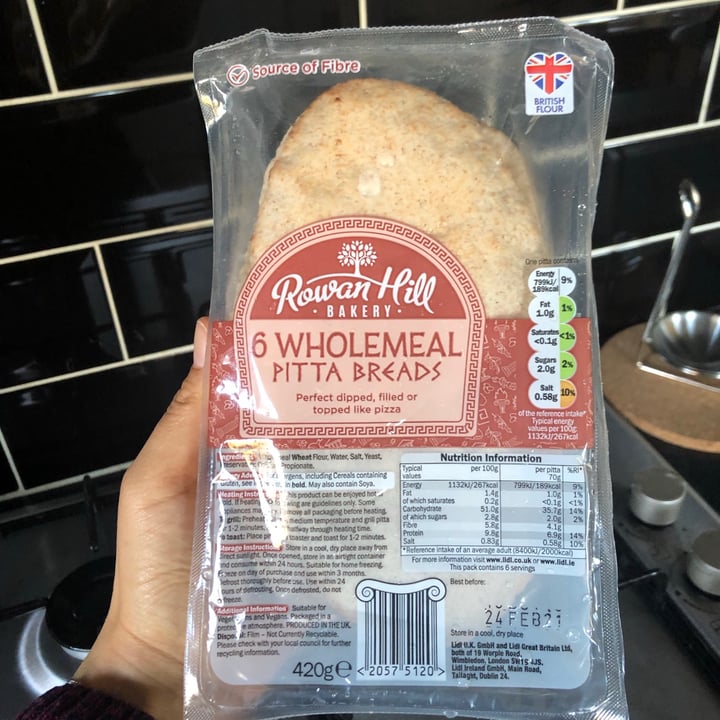 photo of Rowan Hill Bakery 6 Wholemeal Pitta Breads shared by @southernveganupnorth on  01 Jan 2021 - review