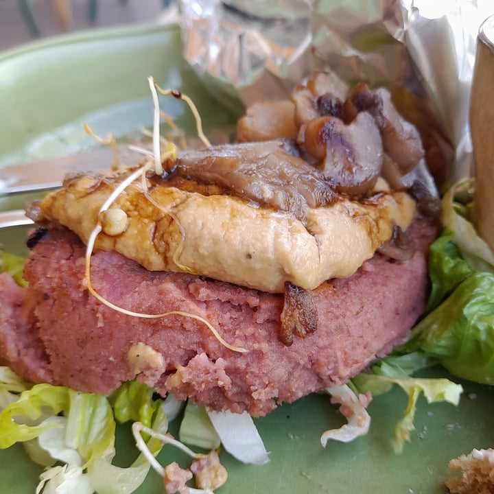 review photo of Baobab Burguer gourmet shared by @danielgl on 22 Apr 2022 - review