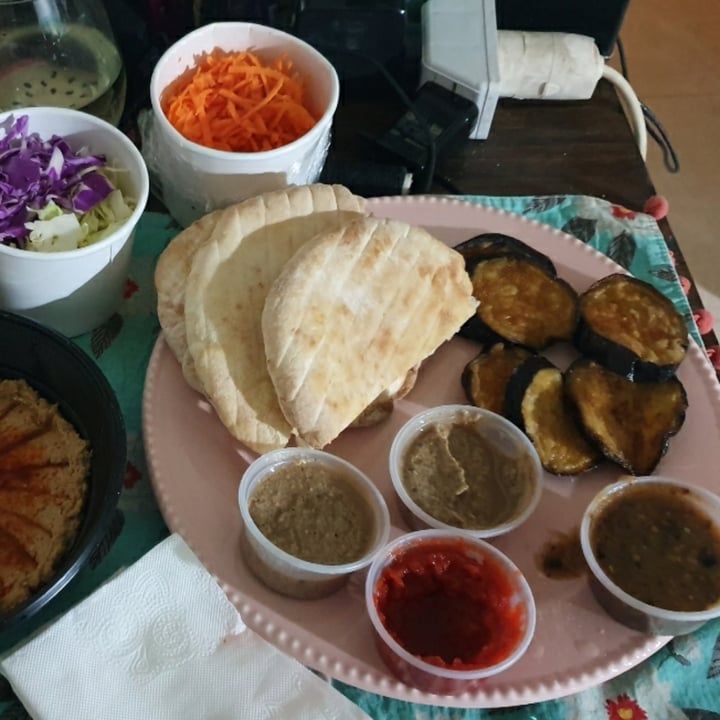 photo of Veggie Medio Oriente Combo shared by @puurou on  15 Feb 2021 - review