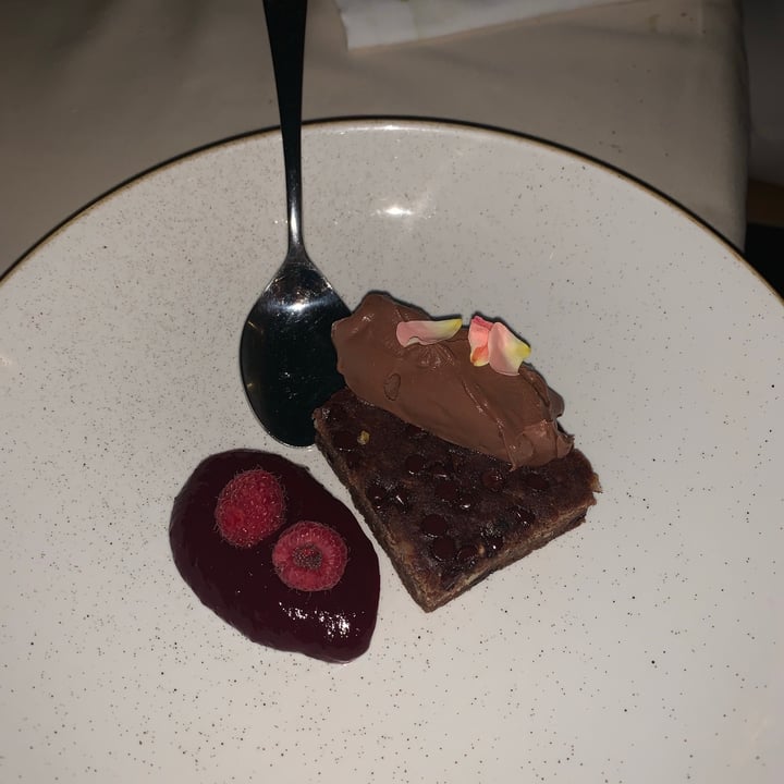 review photo of Polisena L'Altro Agriturismo Torta morbida di Azuki, coulis di frutti di bosco e mousse al cioccolato fondente shared by @khris on 25 Jul 2021 - review