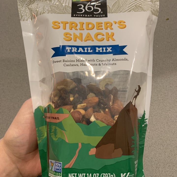 review photo of 365 Whole Foods Market Striders Snack Trail Mix shared by @katiaorse on 15 Feb 2021 - review