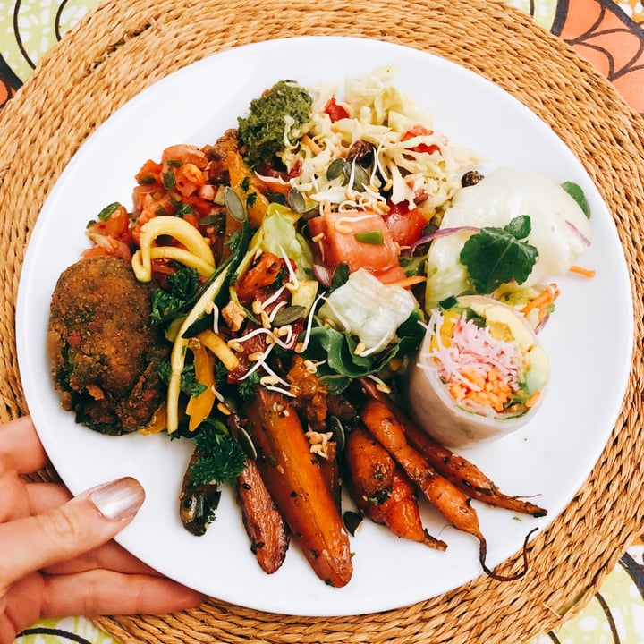 photo of Leafy Greens Plant based buffet shared by @tessdallapria on  21 Jun 2021 - review