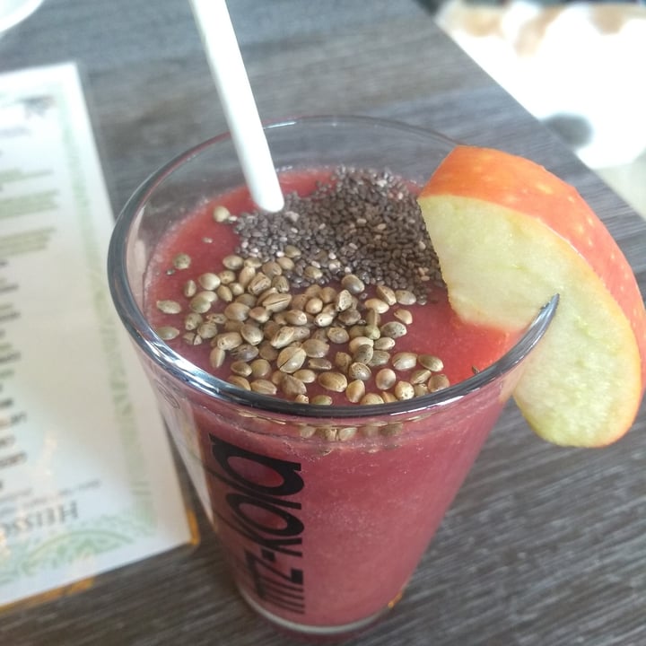 photo of Katzentempel Leipzig Smoothie mit Hanf- und Chiasamen shared by @jena on  10 Jul 2020 - review