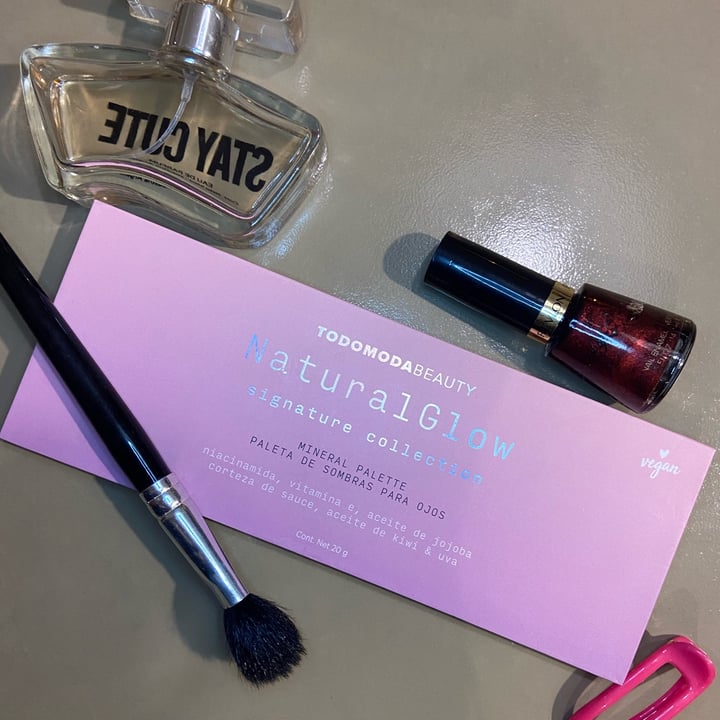 review photo of Todomoda Beauty Paleta de sombras para ojos shared by @notsol on 11 Feb 2022 - review